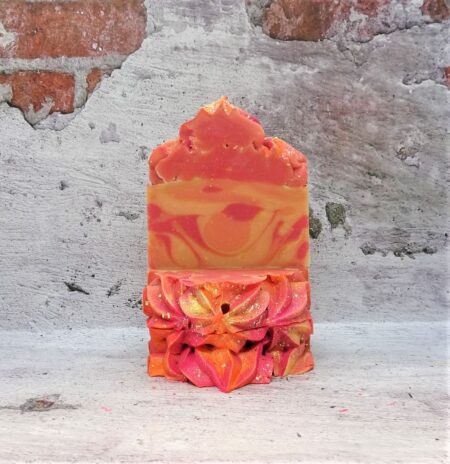 " SPICED RED TEA "   Vegetable Oil Soap