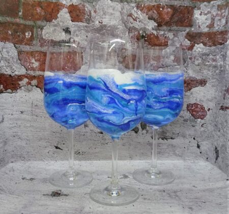 "OCEAN BREEZE " ( with Sparkles ) Resin & Acrylics coated Wine Glass