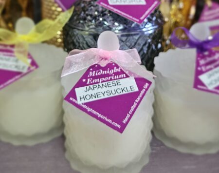 SMALL SOY CANDLE: JAPANESE HONEYSUCKLE