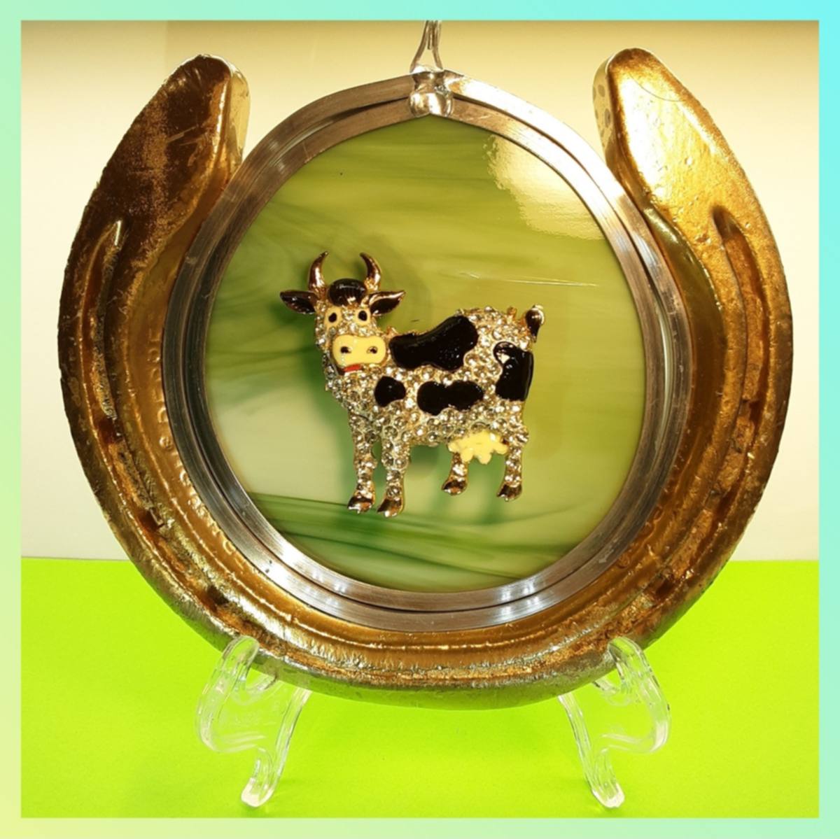 HORSESHOE SUN CATCHER: COW