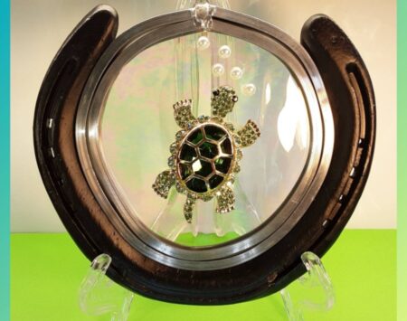 HORSESHOE SUN CATCHER: TURTLE